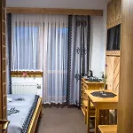 Gran Jacuzzi & Sauna Bed & Breakfast 3*