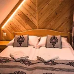 Gran Jacuzzi & Sauna Bed & Breakfast 3*