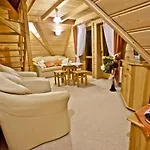 Gran Jacuzzi & Sauna 3*