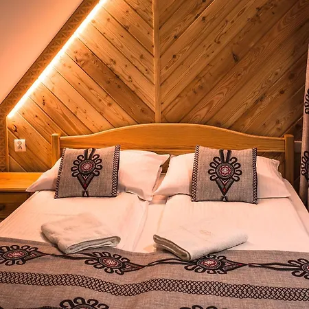Gran Jacuzzi & Sauna Bed & Breakfast 3*