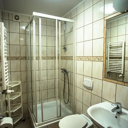Gran Jacuzzi & Sauna Bed & Breakfast