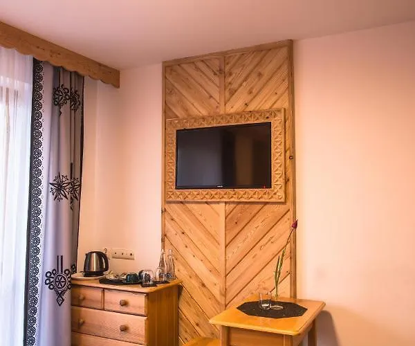 Gran Jacuzzi & Sauna Bed & Breakfast 3*