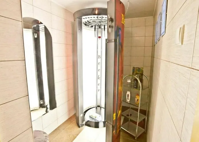 Gran Jacuzzi & Sauna 3*